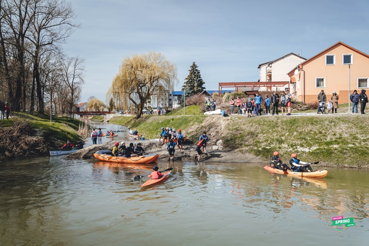 Welcome spring festival: U Ludbregu se ovog vikenda planinarilo, ali i veslalo