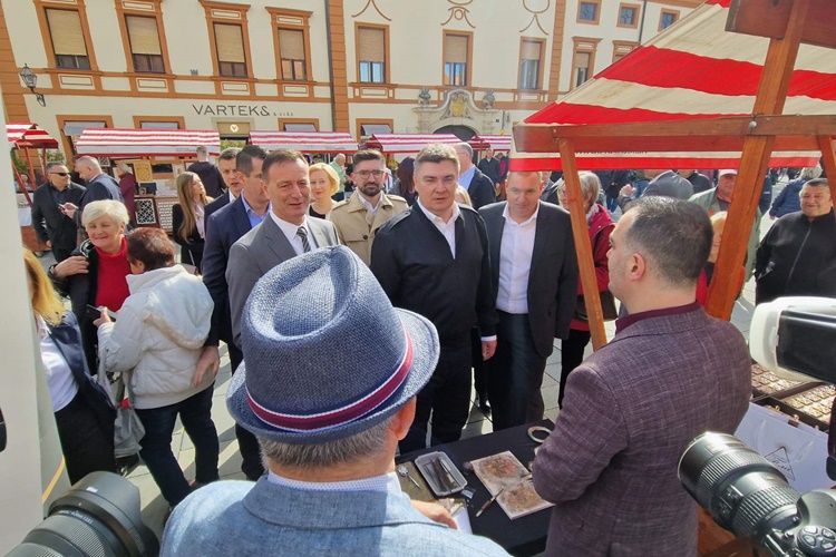 Milanović obišao Obrtnički ulični sajam u Varaždinu i poručio: Dižem čašu za dan kada naši vrijedni obrtnici i stručnjaci neće imati razloga odlaziti preko granice!