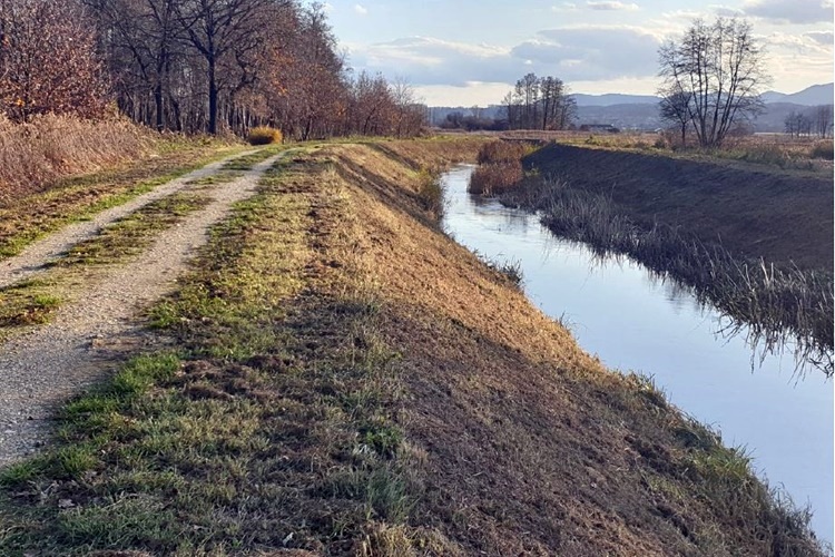 ZELENA MJESTA REKREACIJE U GRADU VARAŽDINU Uređenje biciklističko – pješačke staze uz rijeku Plitvicu
