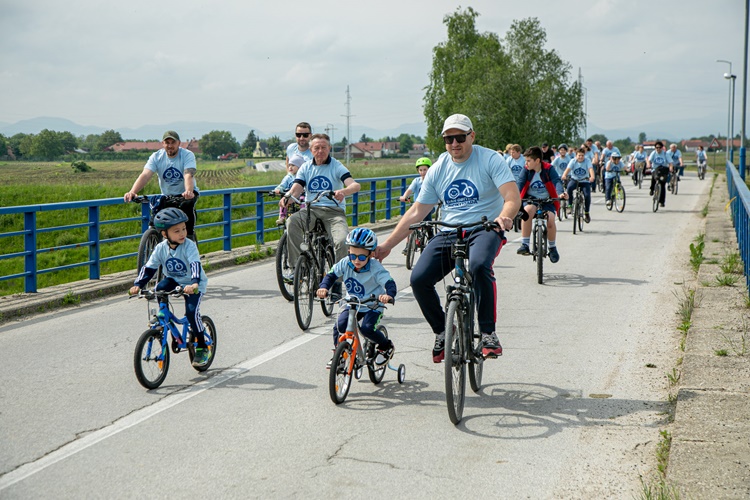 Više od 150 biciklista sudjelovalo na Biciklijadi Općine Sračinec povodom Dana obitelji