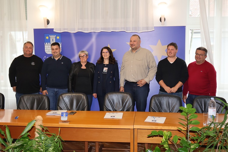 Čakovečka gradonačelnica s poljoprivrednicima potpisala Ugovore o zakupu poljoprivrednog zemljišta