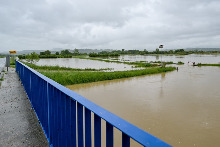 Proglašene dvije prirodne nepogode u Varaždinskoj županiji, od poplava te klizanja, tečenja, odronjavanja i prevrtanja zemljišta
