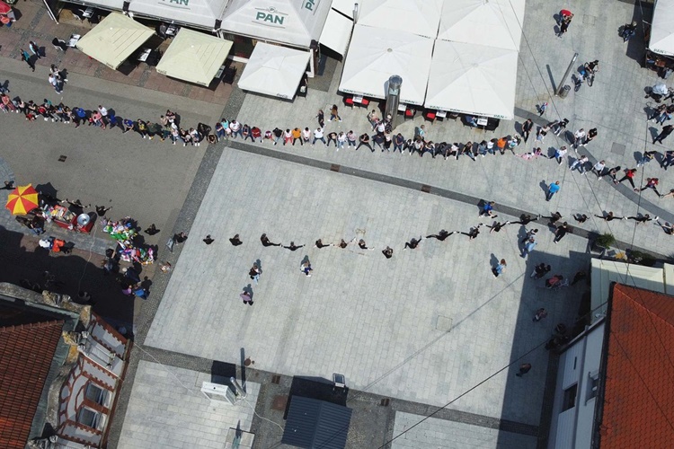 U centru Čakovca održana atraktivna sportska manifestacija – Međimurci napravili najdužu špagu