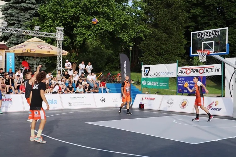 Zamjenik Ljubić na otvorenju novog košarkaškog igrališta križevačke gimnazije: Moderno igralište koje će služiti svima
