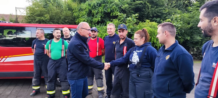 Ministar Grlić Radman u Murskom Središću: Zahvalio i čestitao vatrogascima i svima ostalima uključenima u obranu od poplave