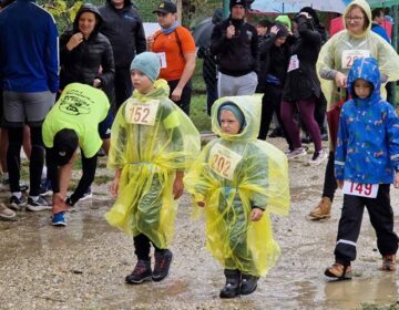 Niti loše vrijeme nije spriječilo 300 zaljubljenika u trčanje da otkriju ljepote Općine Veliki Bukovec i utrke „Cener tri rijeke”!