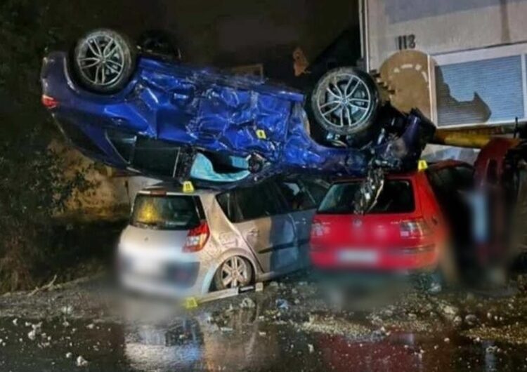 Nevjerojatna nesreća u Slatini: Sletio na parkirane automobile