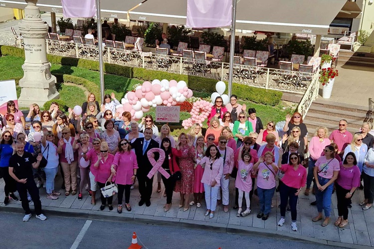 U Krapini obilježen Dan ružičaste vrpce: „Neka žene oboljele od raka dojke i njihova borba budu inspiracija i poticaj da budemo odgovorne“