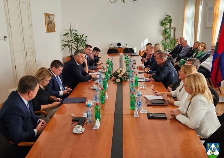 Premijer Andrej Plenković u posjetu Koprivničko-križevačkoj županiji: Razgovarao sa županom Korenom o projektima koje će Vlada podržati