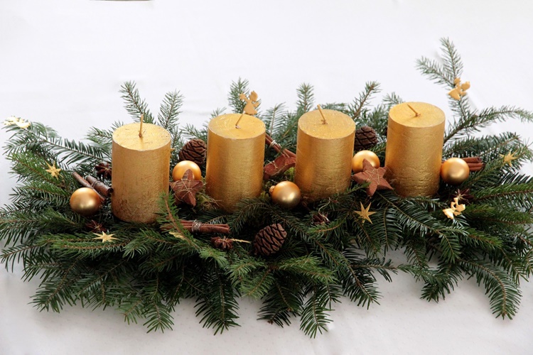 U subotu paljenjem adventske svijeće započinje “Mačanski božićni kutek”, na Nikolinje prigodno druženje djece sa Sv. Nikolom 