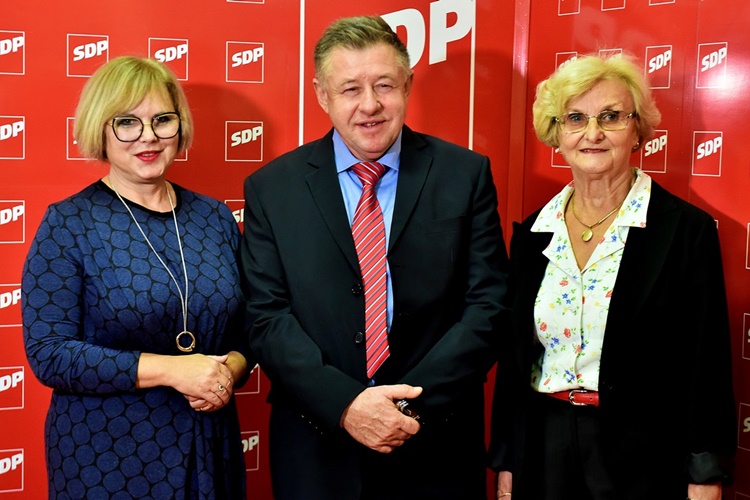 Za predsjednicu Foruma seniora SDP-a Varaždinske županije izabrana Nada Zadravec – SDP ima plan za povećanje mirovina s 500 na 750 eura!!!
