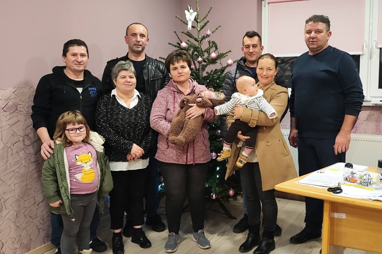 U Velikom Bukovcu božićnice za studente i umirovljenike, potpore za novorođene