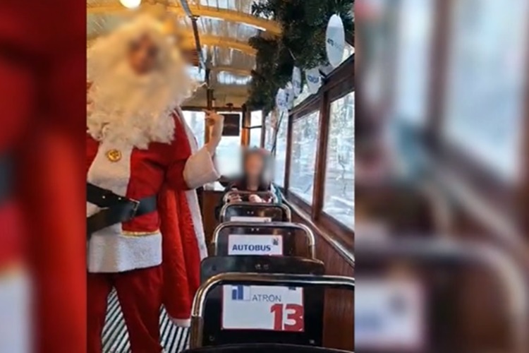 Ljudi su u šoku: U božićnom tramvaju Djeda Mraza pjevaju se „Čavoglave”, uz pozdrav „Za dom”