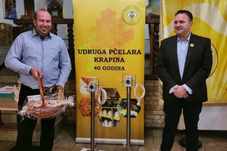Udruga pčelara Krapina održala Izborno-izvještajnu skupštinu i proslavila 40 godina rada