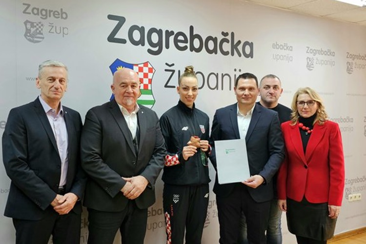 U Zagrebačkoj županiji upriličen prijem za sjajnu sportašicu Sadeu Bećirović
