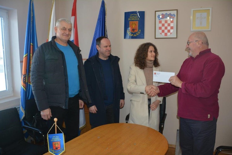 Načelnik Općine Donja Dubrava primio uspješnu sportašicu Ninu Varga