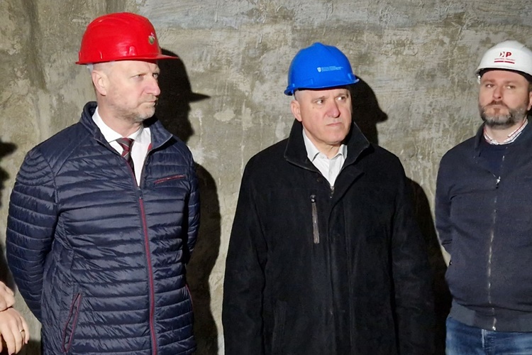 Župan Kolar s ministrom Bačićem obišao dvorac Stubički Golubovec. Osigurat će se još dodatnih 5 milijuna eura, kako bi cijeli taj projekt bio dovršen