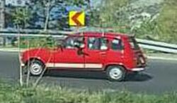 Kao na Divljem zapadu: Vozač Renaulta 4 kod Senja vozio s puškom na prozoru