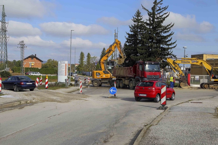 Obavijest: Od ponedjeljka se za promet zatvara županijska cesta od semafora u Ivancu prema Jerovcu