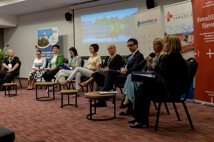 Kongres o multidisciplinarnom pristupu prevenciji i skrbi djece u Trakošćanu u organizaciji Doma zdravlja Varaždinske županije okupio brojne stručnjake