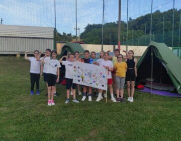 Učenici OŠ Side Košutić u Radoboju završili školsku godinu kampiranjem u prirodi