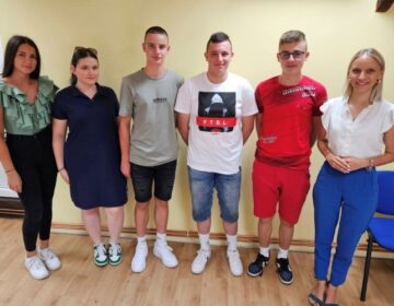 Prijem za najbolje učenike i učenice te studente u Općini Donji Vidovec – načelnica Petrić im uručila nagrade